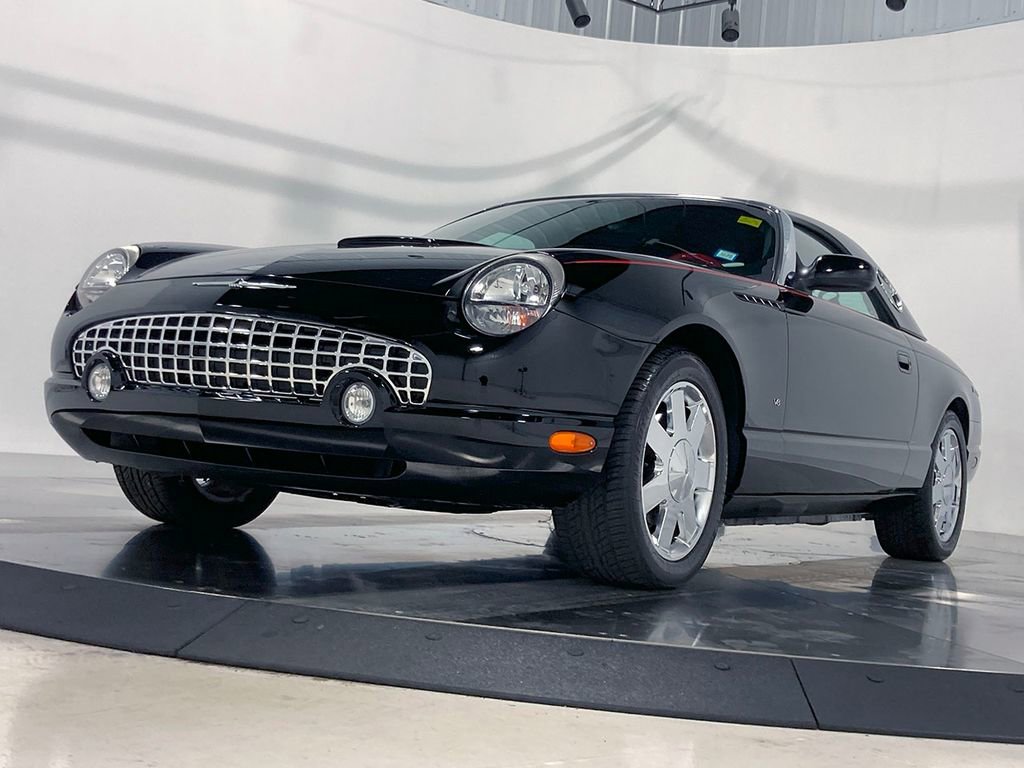 Used 2003 Ford Thunderbird image 22