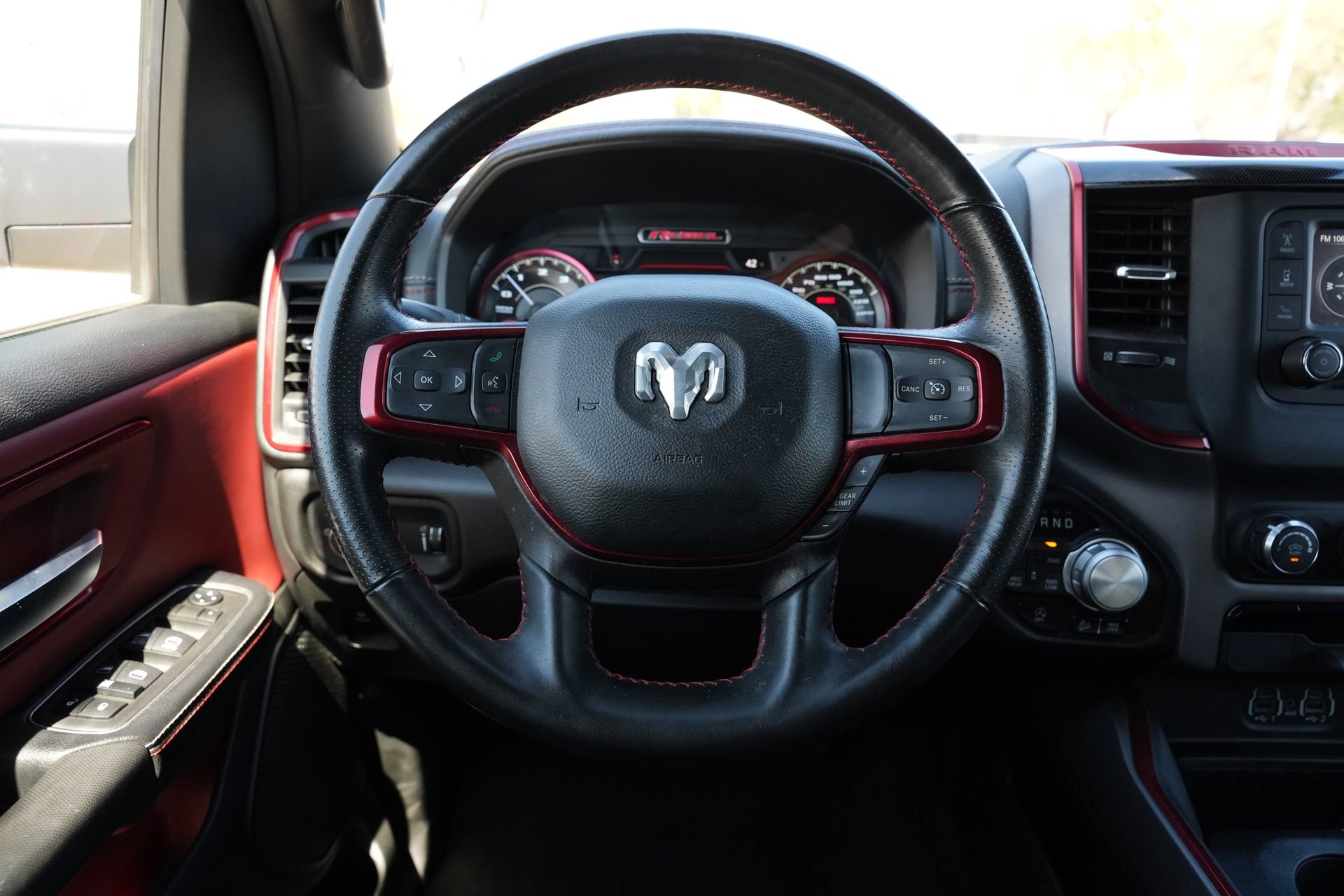 Used 2022 RAM 1500 Rebel AWD/4WD image 10