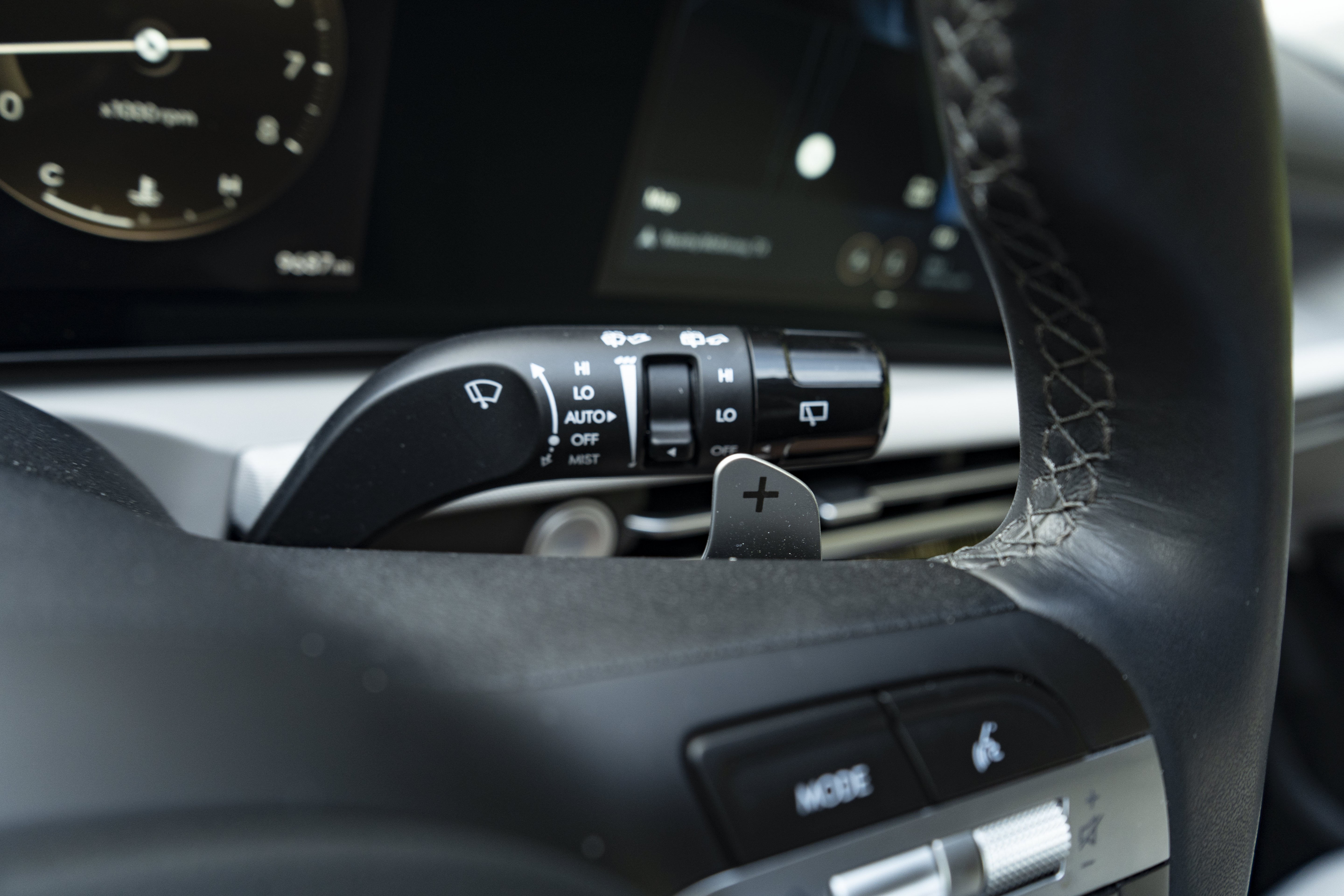 Used 2025 Hyundai Tucson Limited FWD image 24