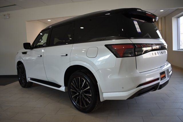 New 2026 INFINITI QX80 Autograph w/ Premium Cargo Package image 3