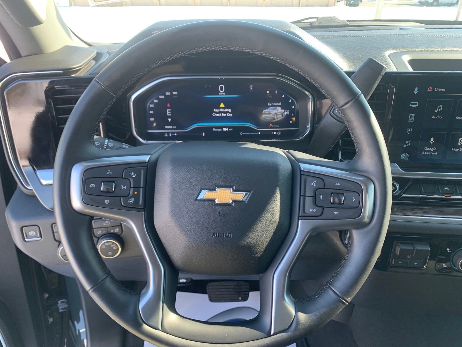Used 2025 Chevrolet Silverado 1500 LT image 17