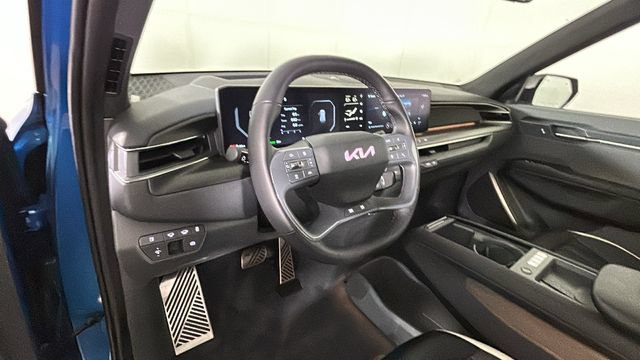 Used 2024 Kia EV9 GT-Line AWD/4WD image 14