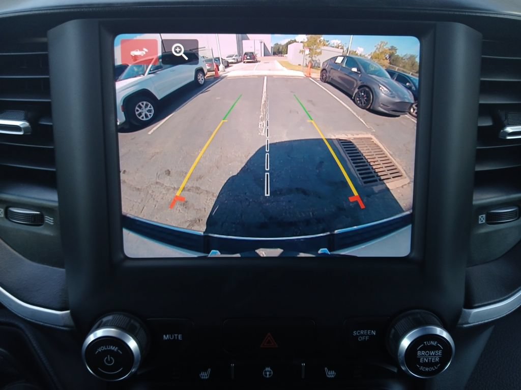 Used 2023 RAM 1500 Lone Star AWD/4WD image 9
