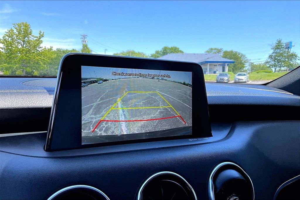 Used 2018 Kia Stinger GT1 AWD/4WD image 21