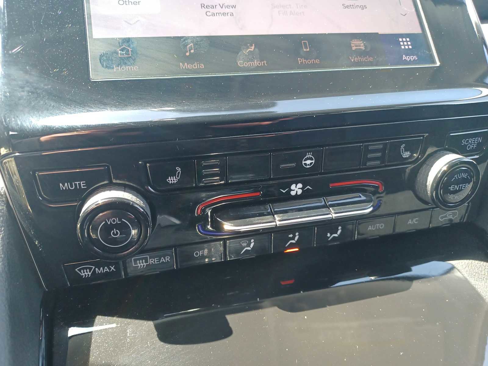 Used 2022 Jeep Grand Cherokee L Limited image 24