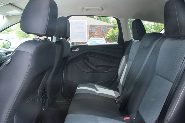 Used 2017 Ford Escape SE FWD image 28