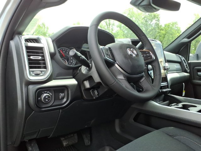 New 2026 RAM 2500 Big Horn AWD/4WD image 14