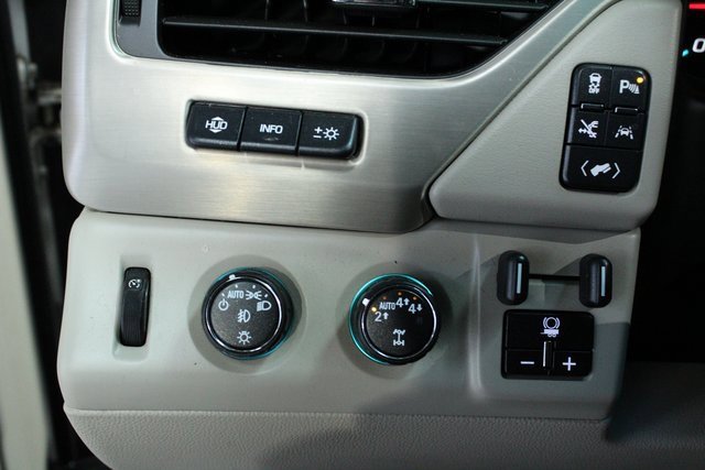 Used 2018 GMC Yukon Denali image 17
