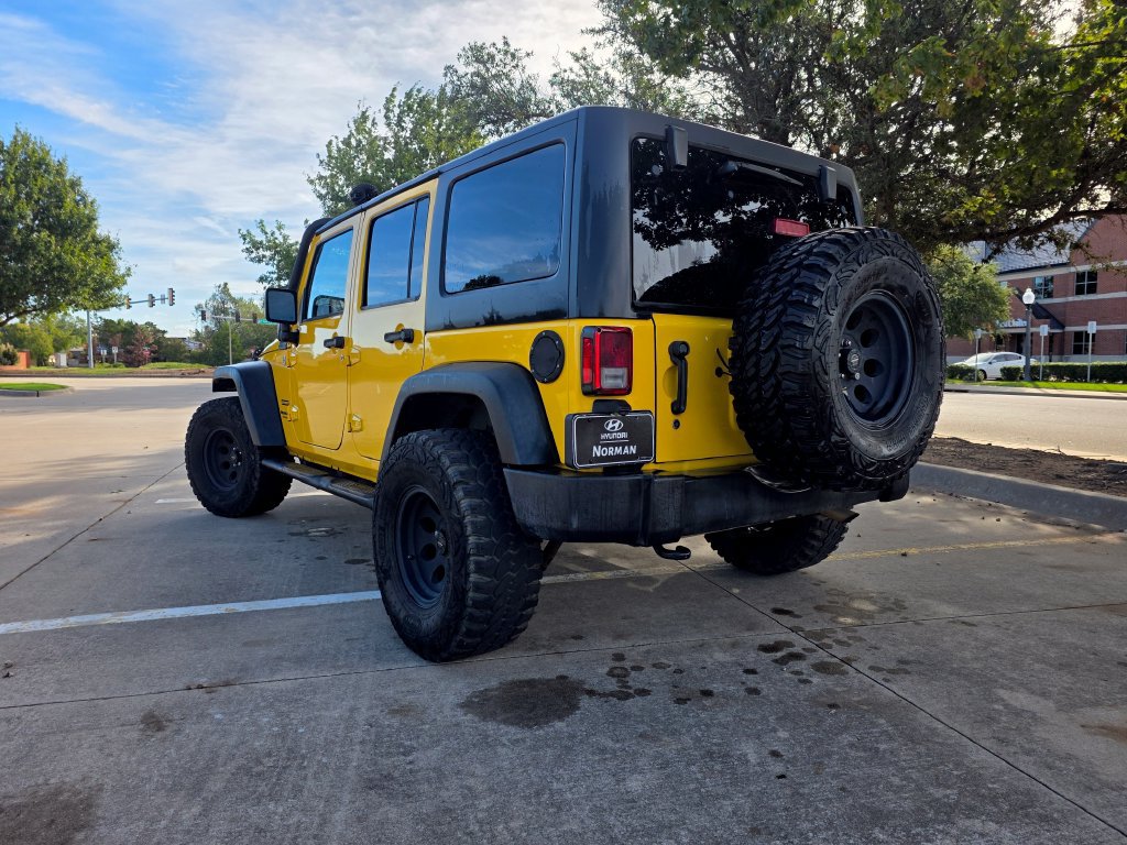 Used 2015 Jeep Wrangler Unlimited Sport w/ Quick Order Package 24S AWD/4WD image 11