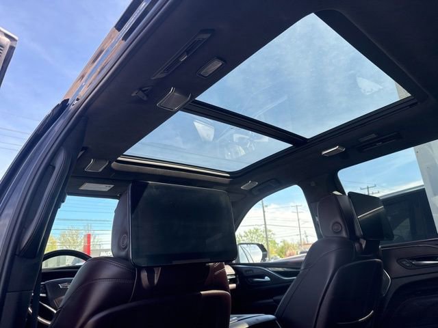 Used 2021 Cadillac Escalade Sport Platinum AWD/4WD image 29
