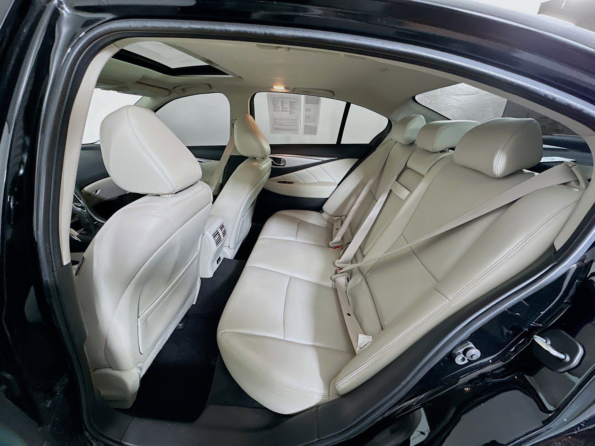 Used 2022 INFINITI Q50 Luxe w/ Cargo Package image 26