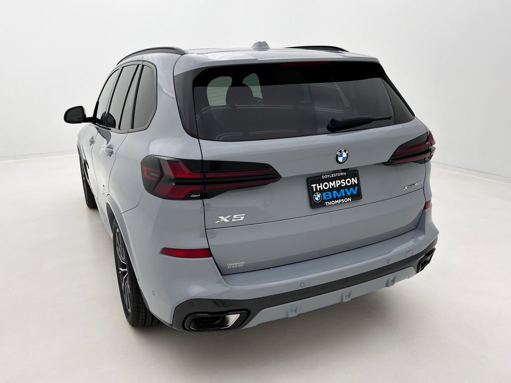 New 2026 BMW X5 xDrive40i w/ M Sport Package AWD/4WD image 15