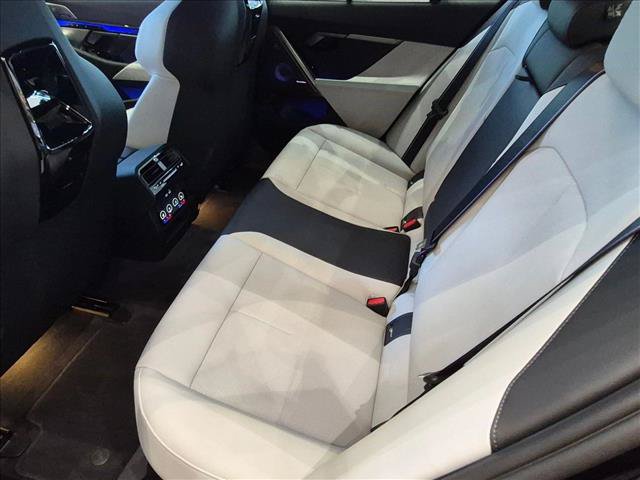 New 2027 BMW M5 AWD/4WD image 15