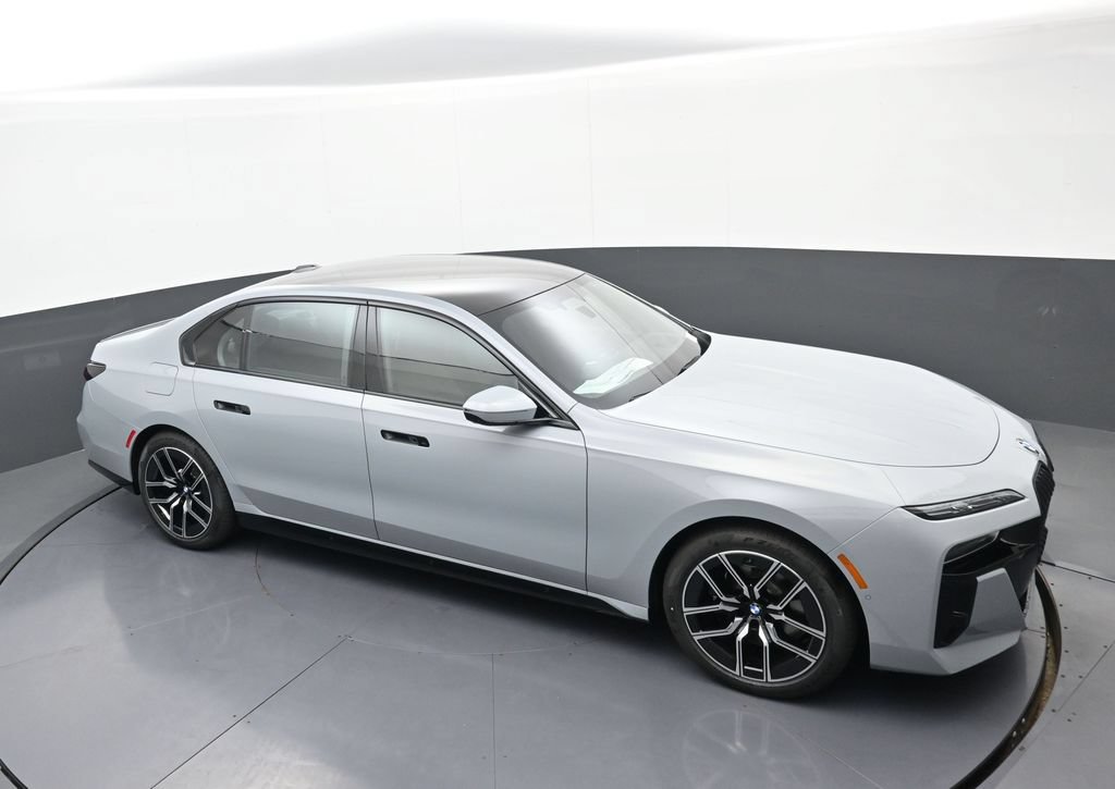 New 2026 BMW 740i xDrive w/ Executive Package AWD/4WD image 33