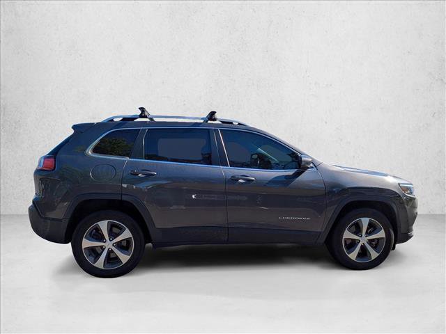 Used 2021 Jeep Cherokee Limited w/ Elite Package AWD/4WD image 4