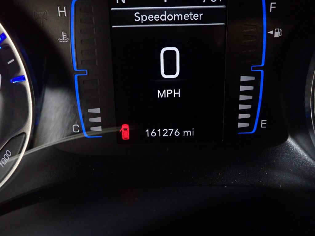 Used 2017 Chrysler Pacifica Touring-L w/ Tire & Wheel Group FWD image 40