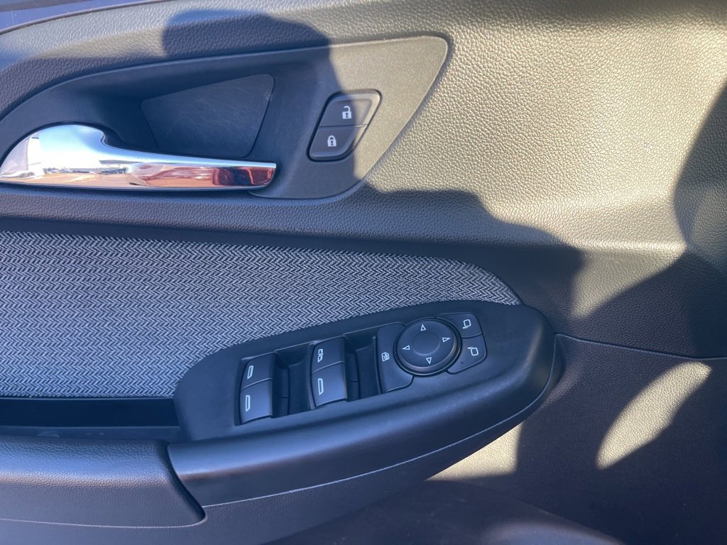 Certified 2022 Chevrolet TrailBlazer LT w/ Driver Confidence Package image 29