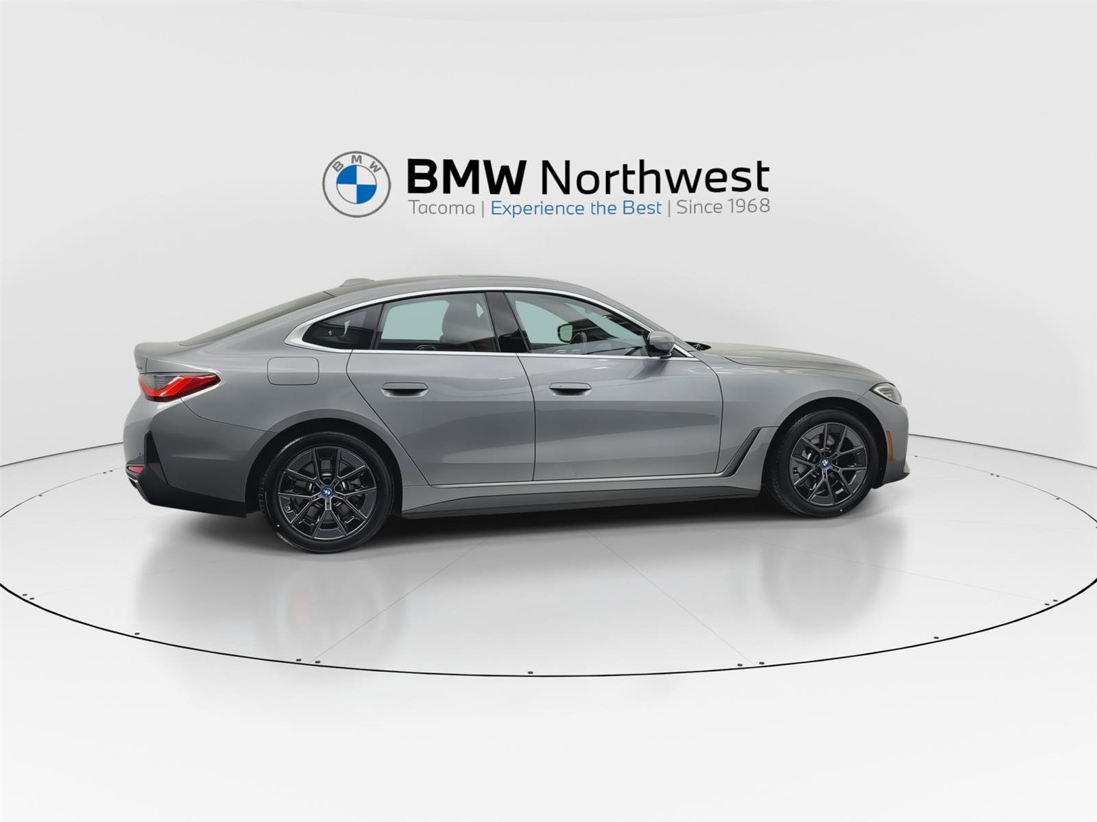 Certified 2023 BMW i4 eDrive35 w/ Premium Package RWD image 4