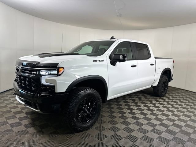 Used 2025 Chevrolet Silverado 1500 ZR2 w/ Technology Package image 7
