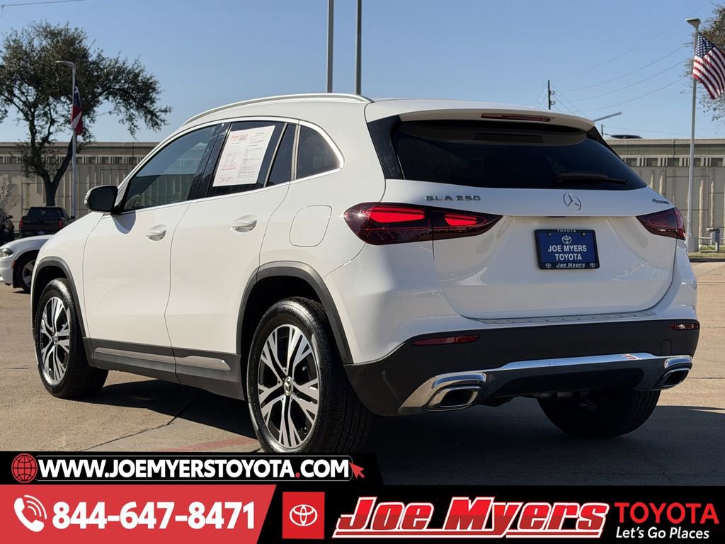 Used 2025 Mercedes-Benz GLA 250 4MATIC image 7