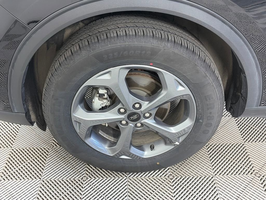 Used 2025 Ford Escape ST-Line Select image 8