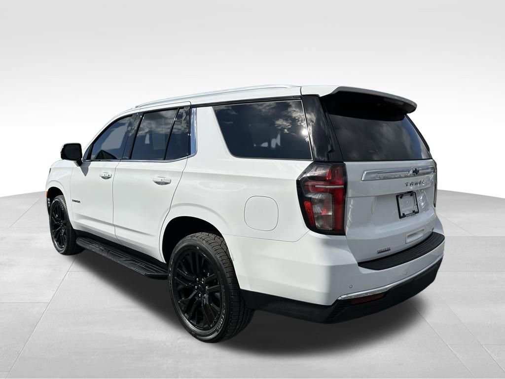 Used 2022 Chevrolet Tahoe LT w/ Luxury Package image 17
