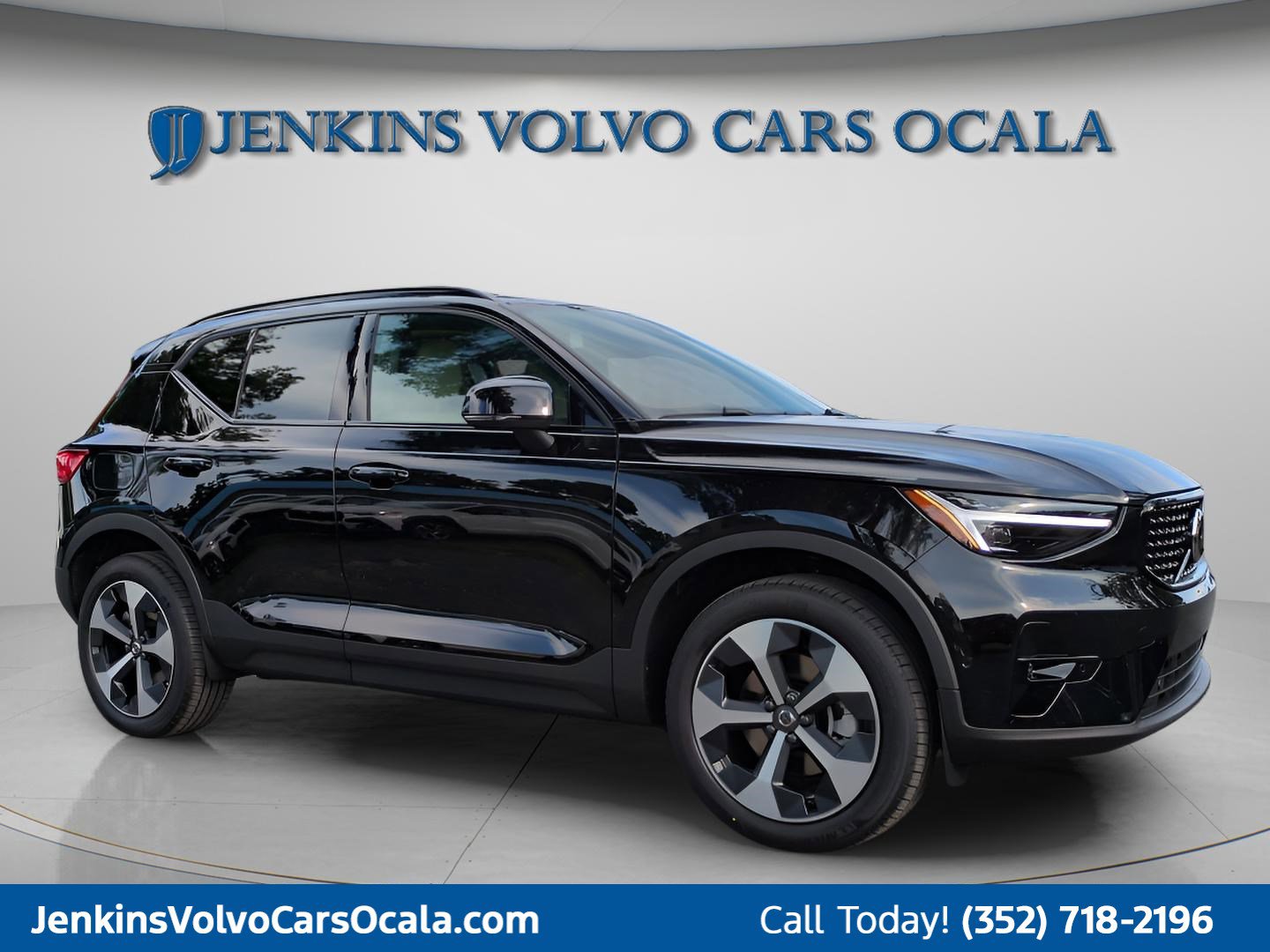 New 2025 Volvo XC40 B5 Plus w/ Protection Package Premier image 1
