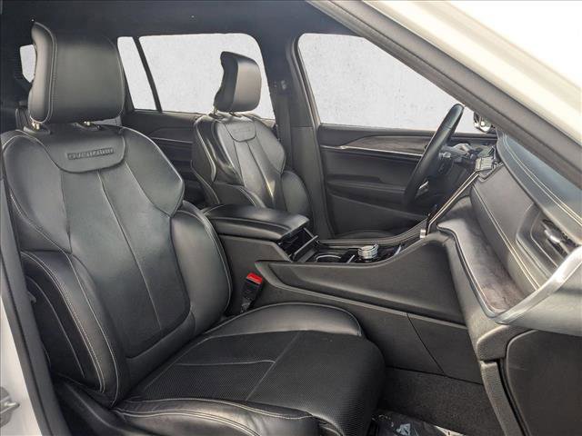 Used 2021 Jeep Grand Cherokee L Overland w/ Advanced Protech Group III image 22