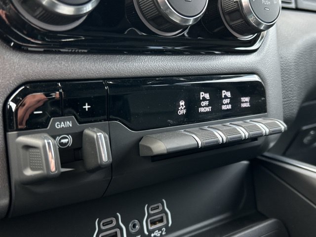 New 2026 RAM 1500 Big Horn AWD/4WD image 40