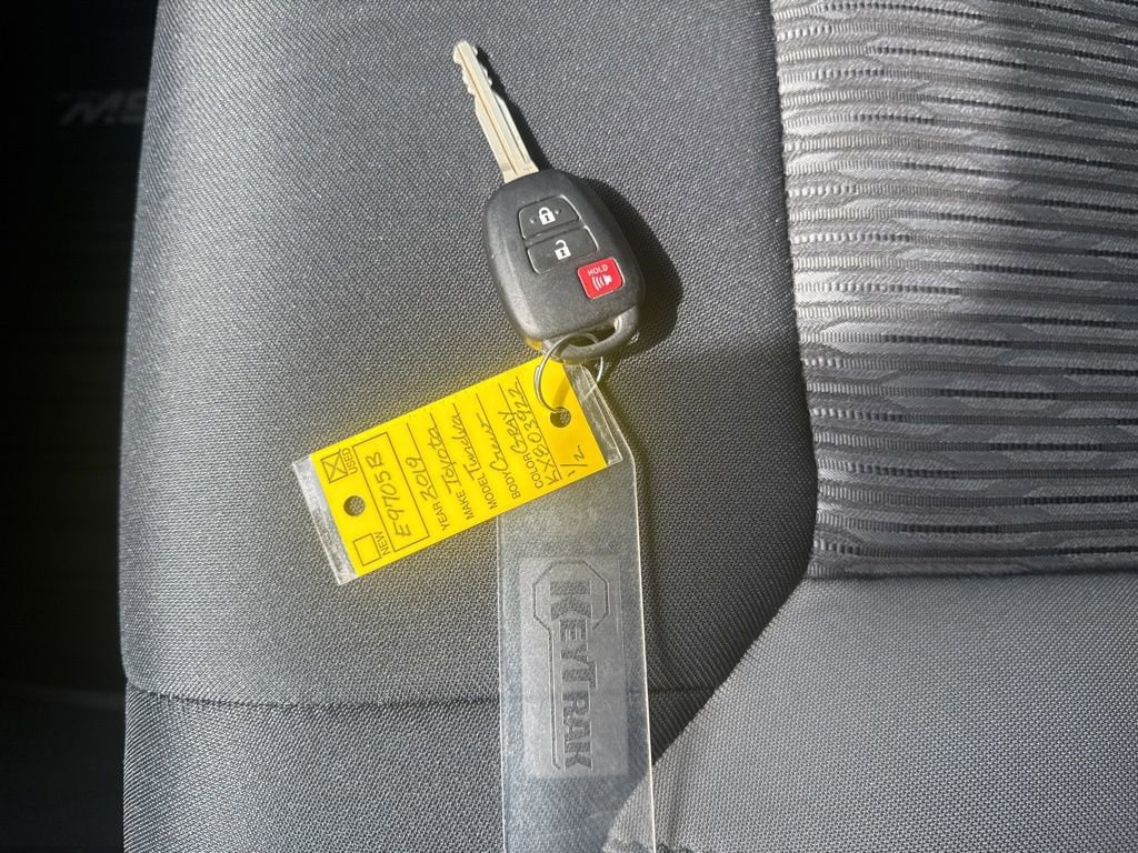 Used 2019 Toyota Tundra SR5 w/ TRD Off Road Package image 23