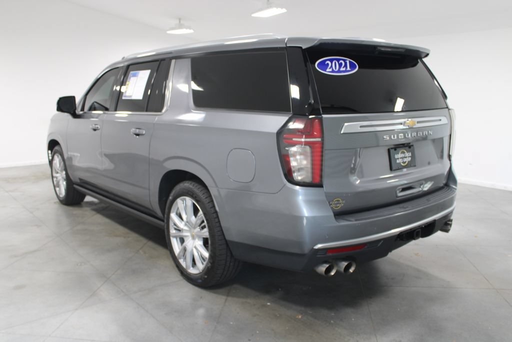 Used 2021 Chevrolet Suburban High Country RWD image 8