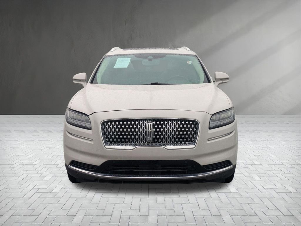 Used 2023 Lincoln Nautilus Reserve w/ Equipment Group 201A image 6