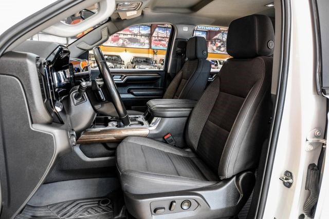 Used 2024 Chevrolet Silverado 1500 LT Trail Boss w/ Protection Package image 6