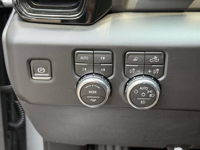 New 2026 GMC Sierra 1500 AT4 w/ AT4 Premium Package AWD/4WD image 23