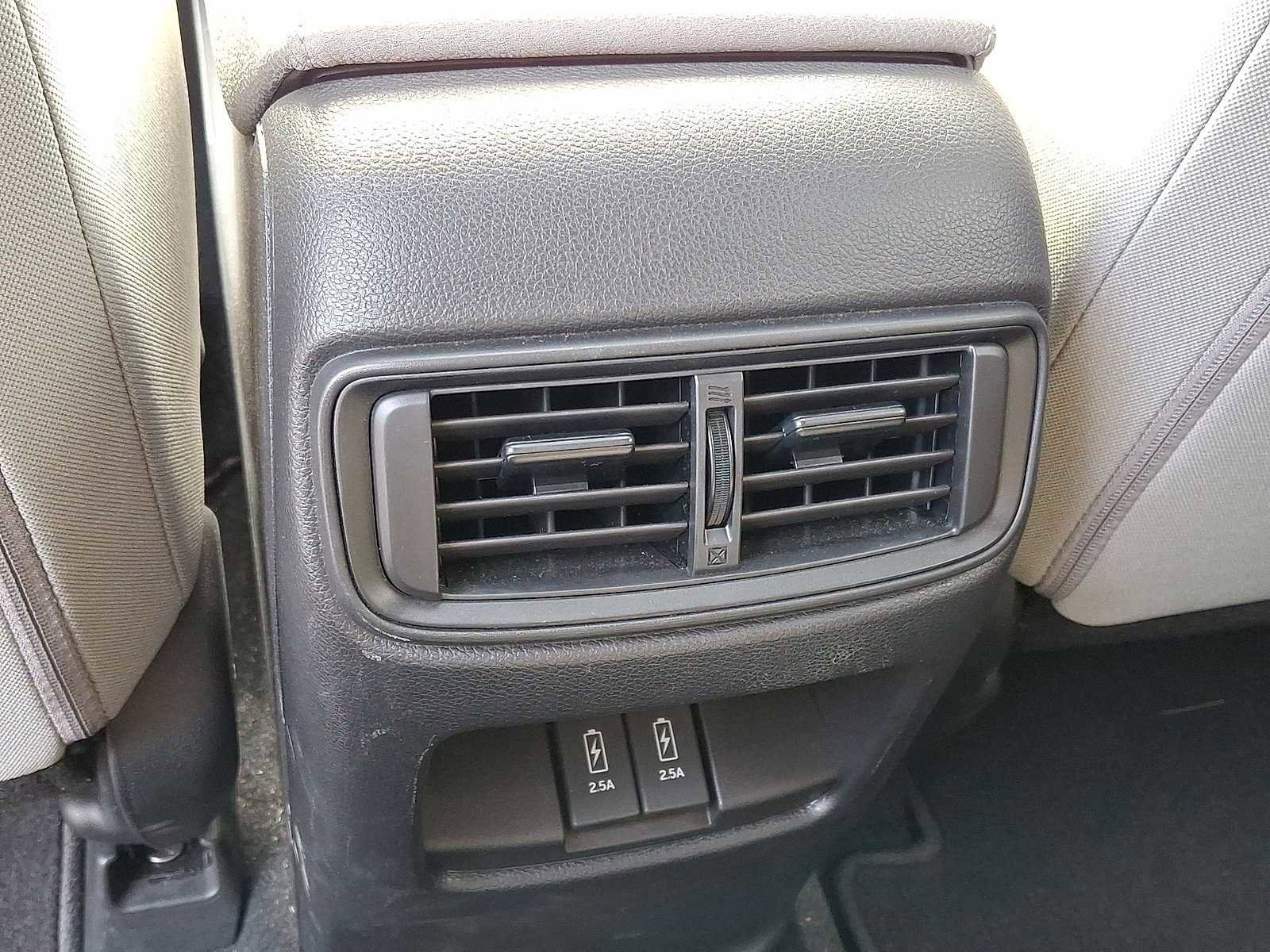 Used 2019 Honda CR-V EX image 27