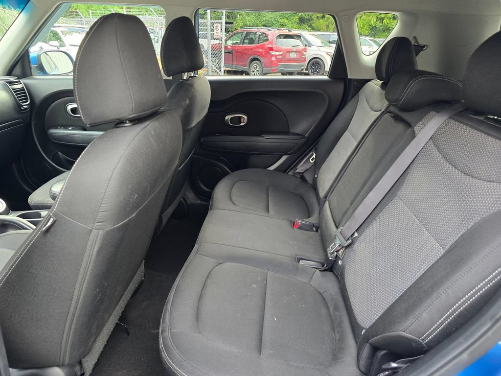 Used 2017 Kia Soul + w/ Designer's Package FWD image 10