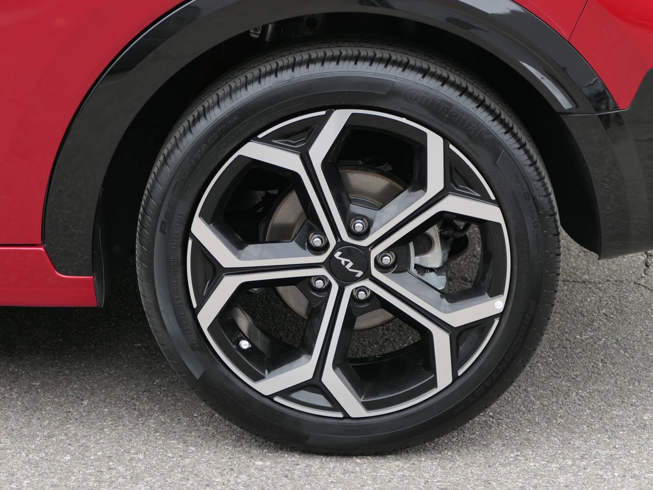 Used 2023 Kia Niro EX Touring image 10