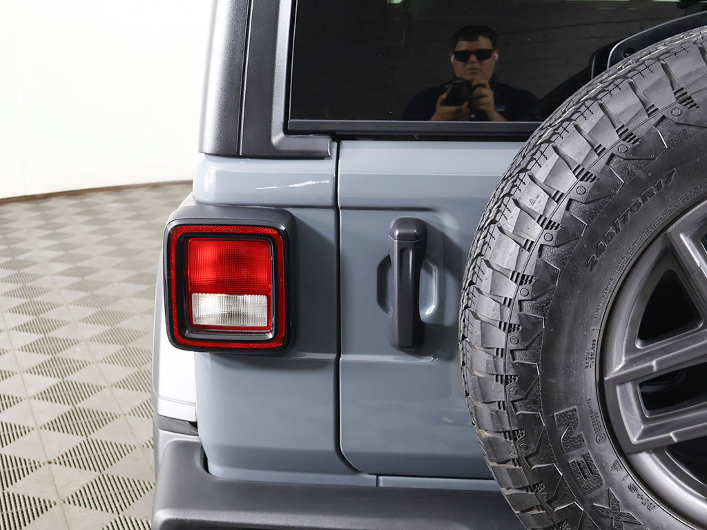 Used 2026 Jeep Wrangler Unlimited Sport AWD/4WD image 12