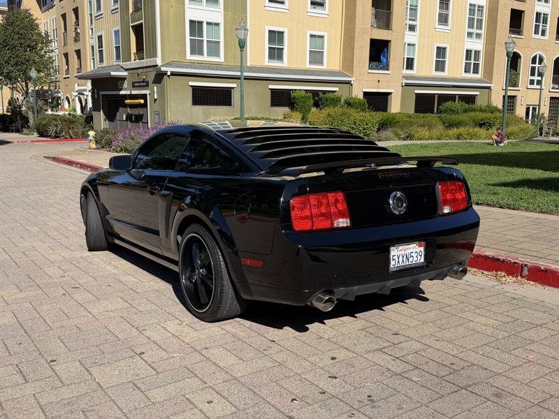 Used 2007 Ford Mustang GT Premium RWD image 2