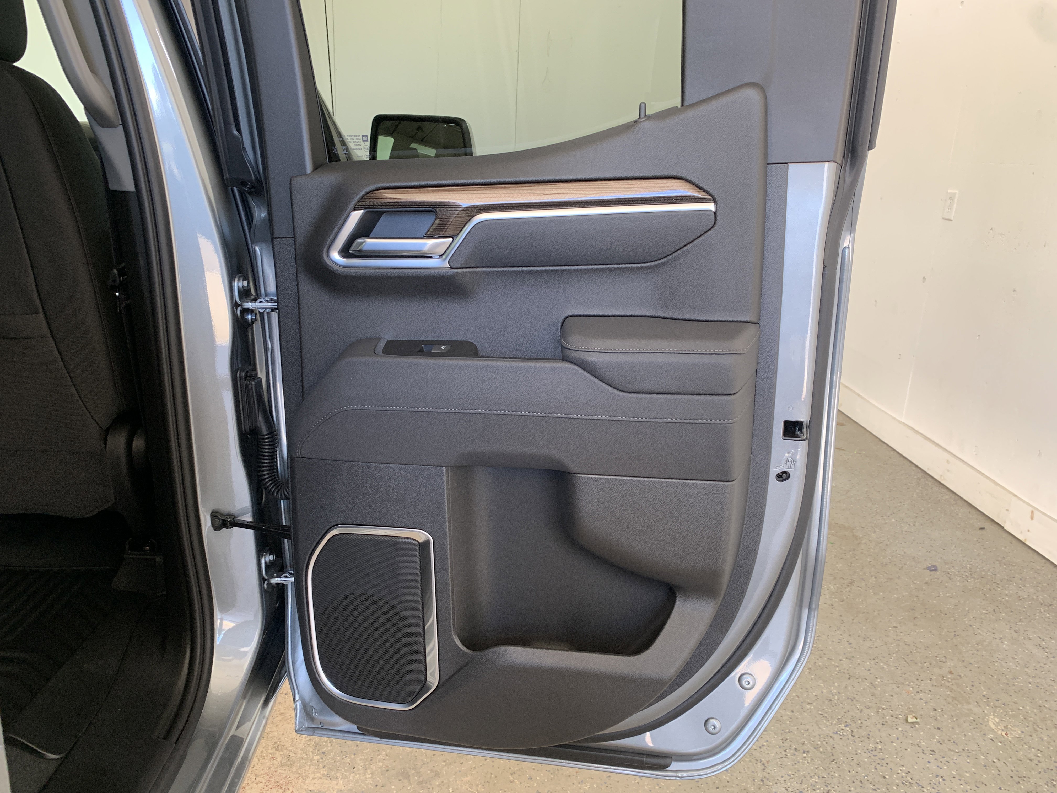 New 2026 Chevrolet Silverado 1500 LT image 40