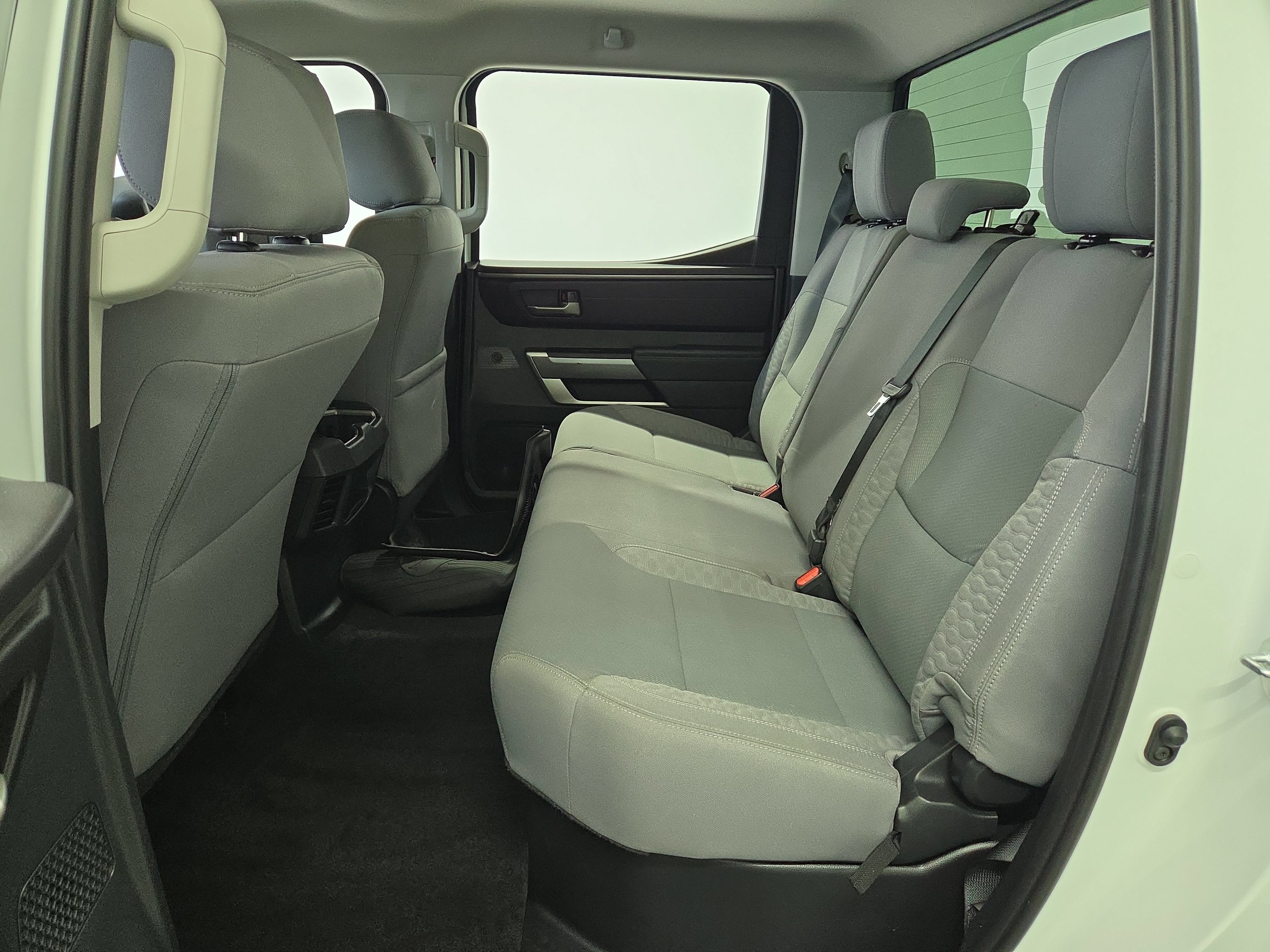 Used 2022 Toyota Tundra SR5 AWD/4WD image 17