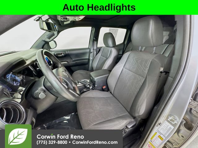 Used 2017 Toyota Tacoma TRD Off-Road image 21