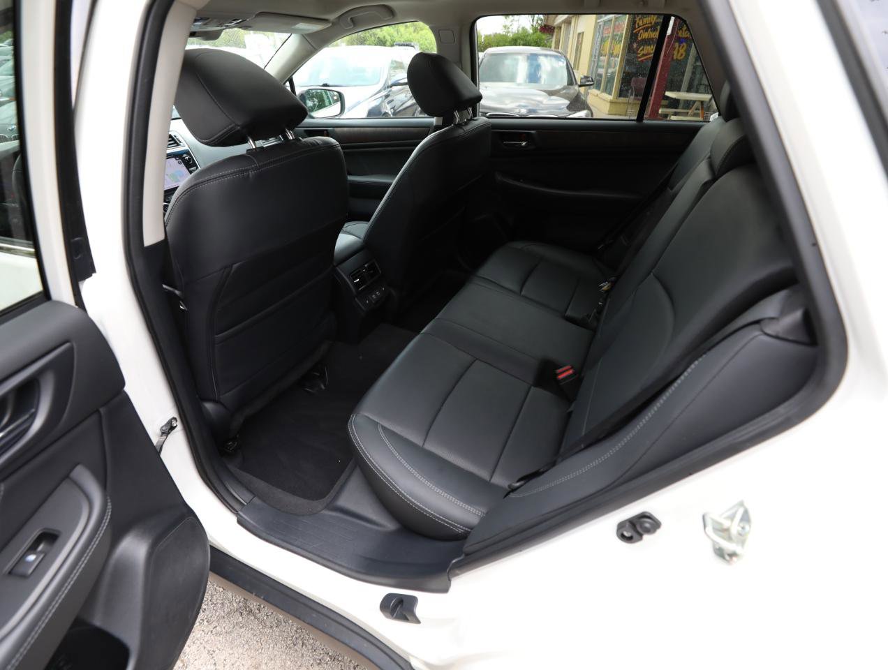 Used 2019 Subaru Outback 2.5i Limited w/ Popular Package #2 AWD/4WD image 15