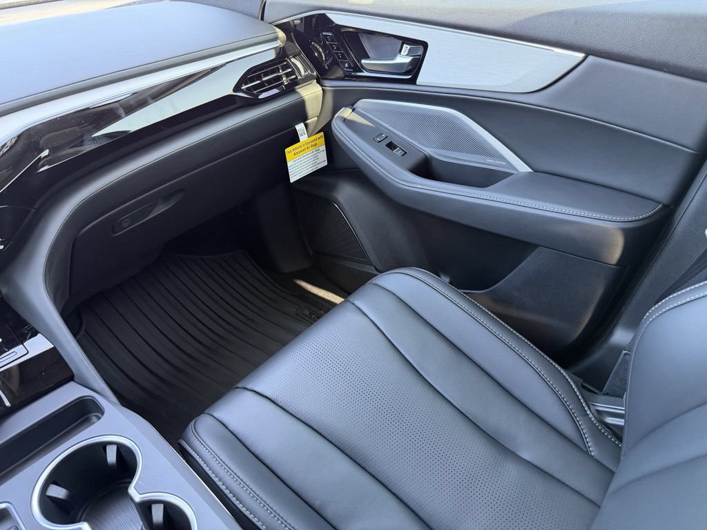 New 2026 Acura MDX w/ Technology Package FWD image 15