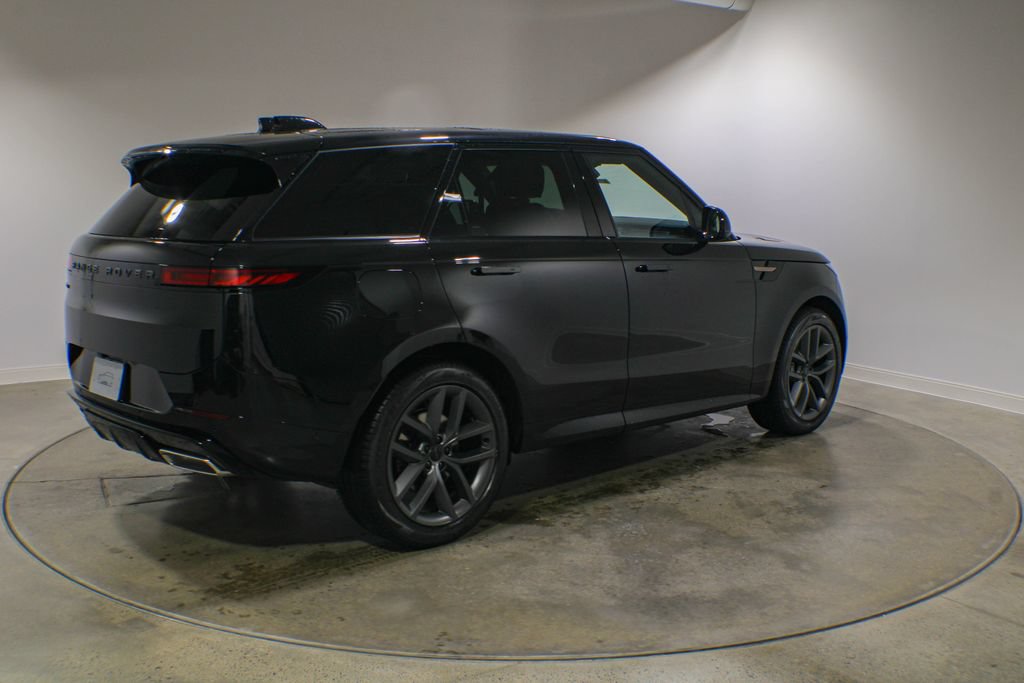 New 2026 Land Rover Range Rover Sport Dynamic SE AWD/4WD image 6