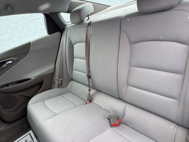 Used 2022 Chevrolet Malibu LS FWD image 16