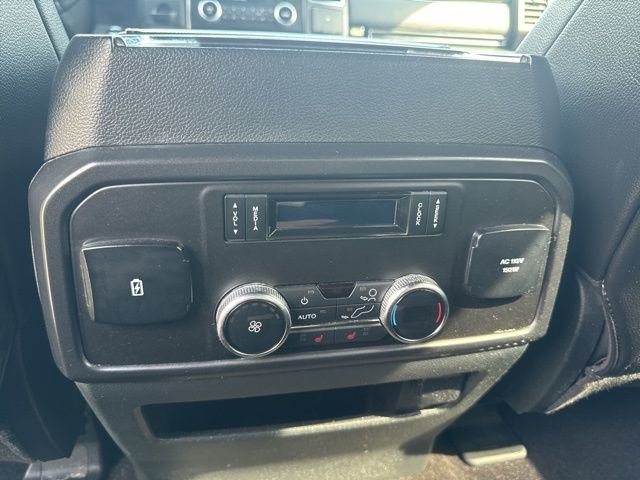 Used 2019 Ford Expedition Limited w/ Equipment Group 301A AWD/4WD image 15