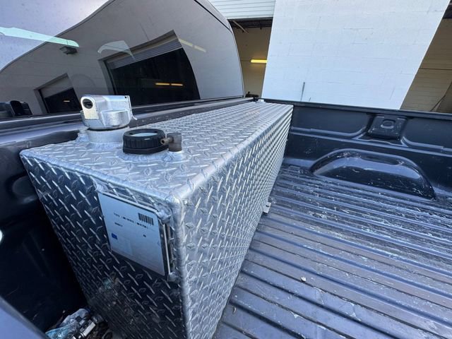 Used 2011 GMC Sierra 2500 SLE w/ SLE Preferred Package RWD image 32