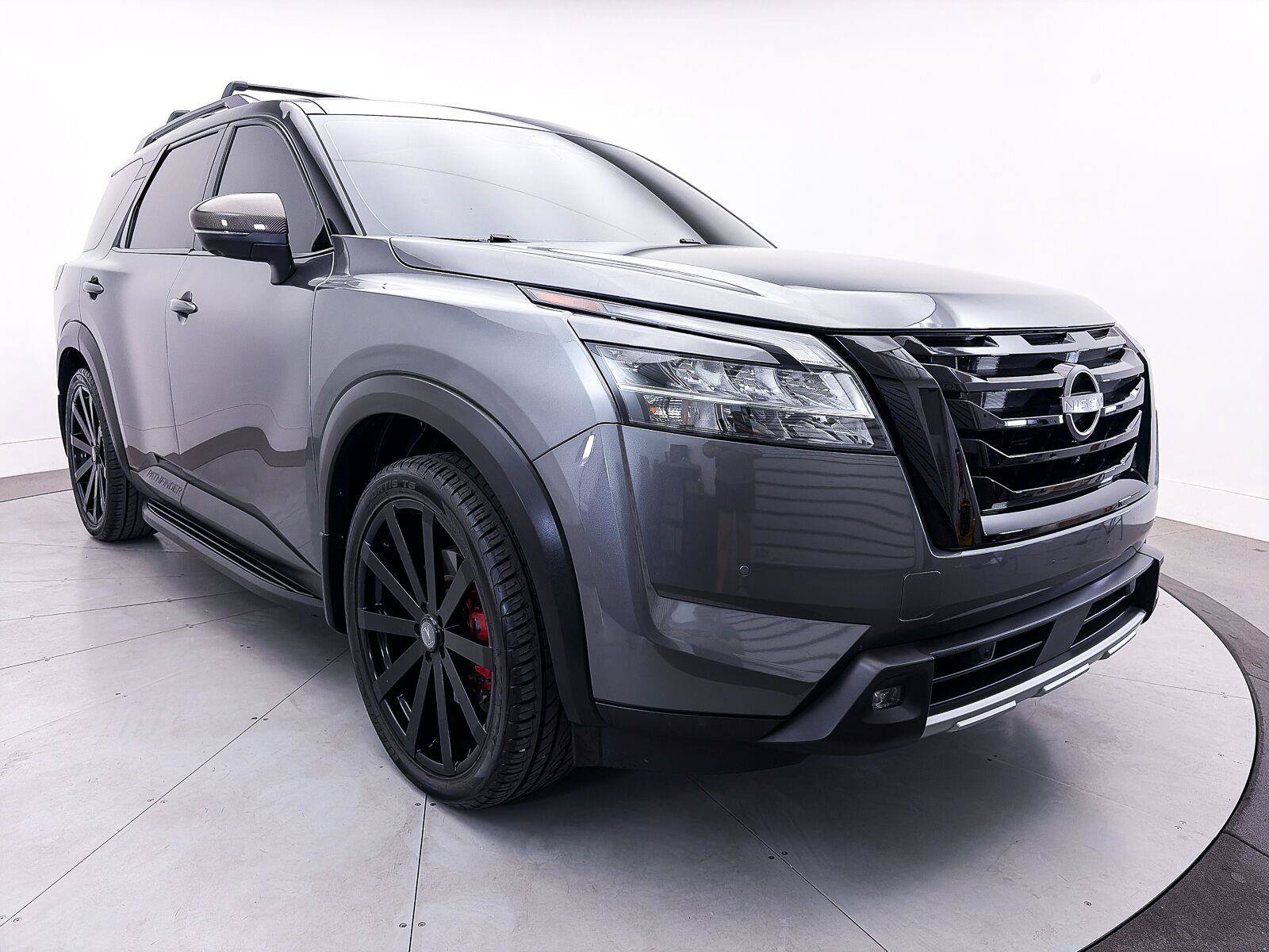 Used 2022 Nissan Pathfinder SL w/ SL Premium Package FWD image 11