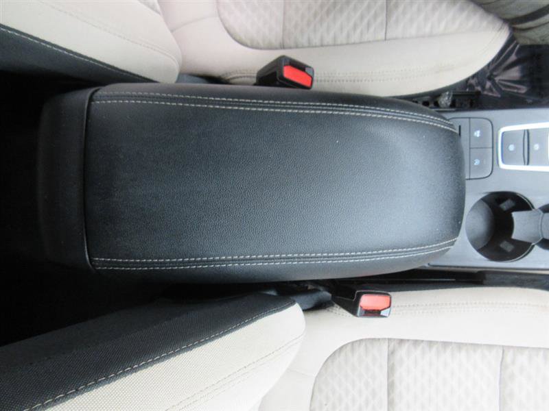 Used 2021 Ford Escape SE image 13